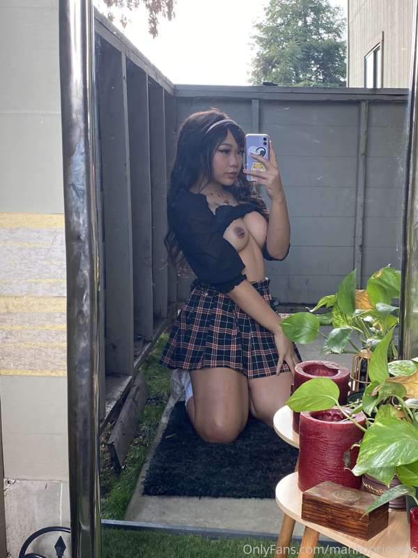 having fun in my mini garden <3 should I film something even..