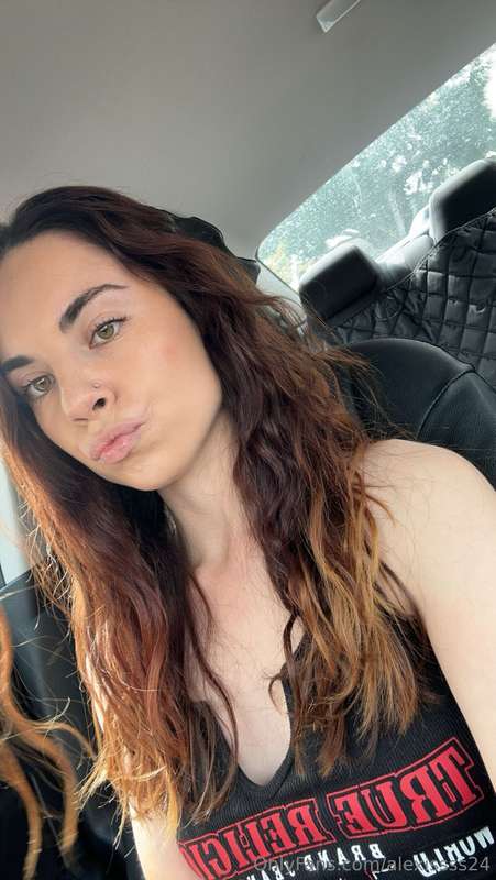 Im so pretty or are you seeing w different lenses?🥰