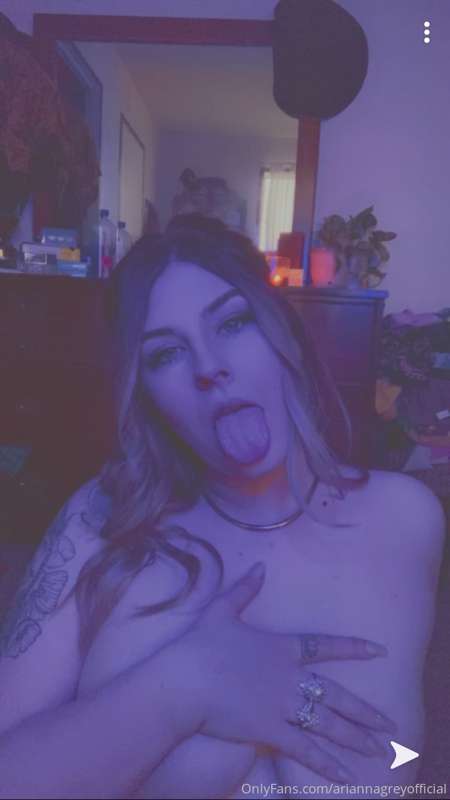 Let’s get weird 🥵 2