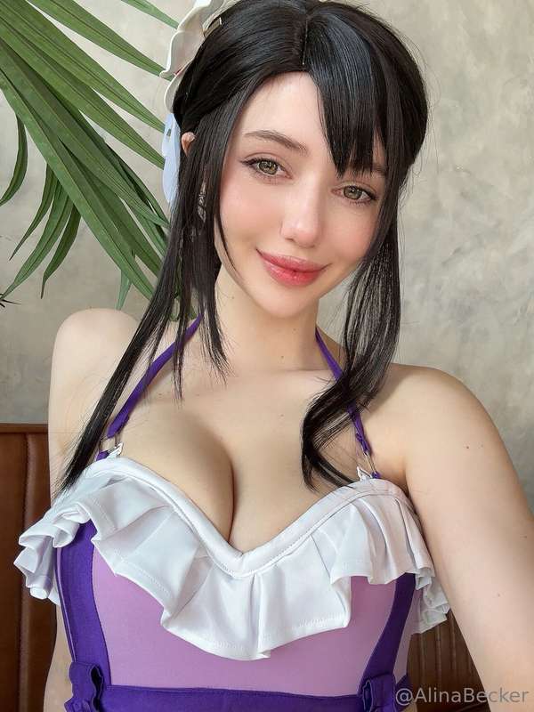 **Tifa Lockhart** swimsuit reveal 💜✌🏻 2