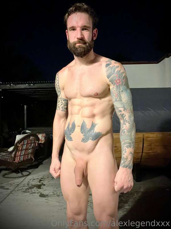 free 4 all pics of me part 3! ;-) 1