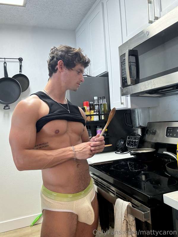 I got dinner don't worry 😏😉