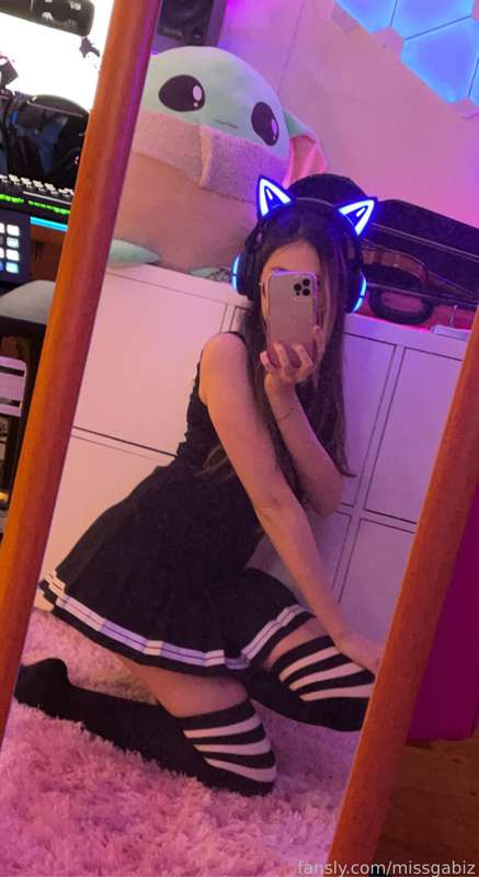 Missgabiz - Fansly - 19 Apr, 2022