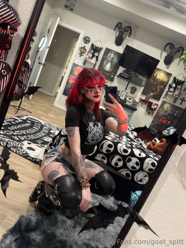 💋 3