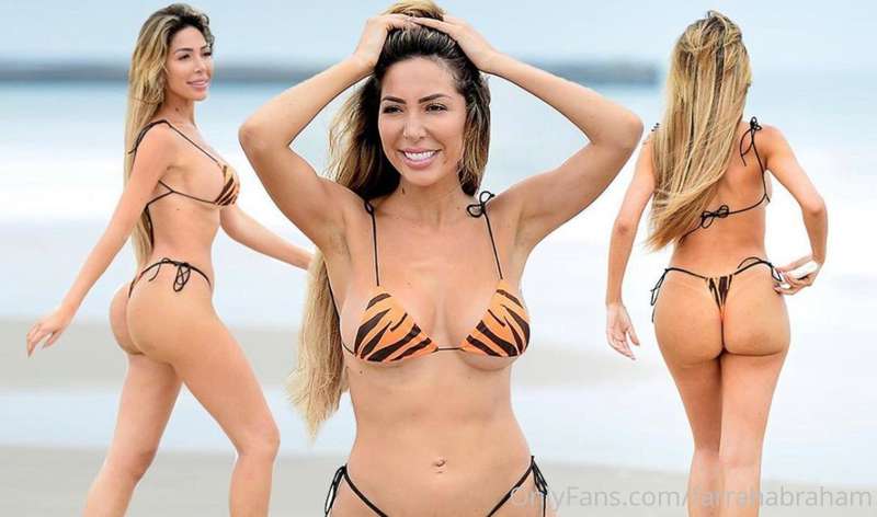 Because I know you never ever tire of seeing me in a bikini ..