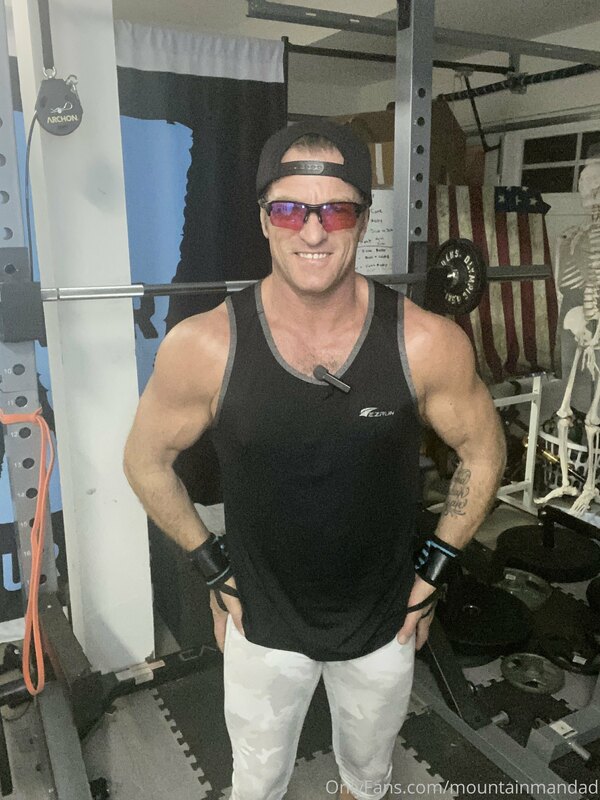Yes yes yes ?? The doctor cleared me to start working out af.. 1