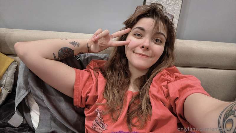 Reporting in from my bed I’ve been in all day~Hope your New .. 2