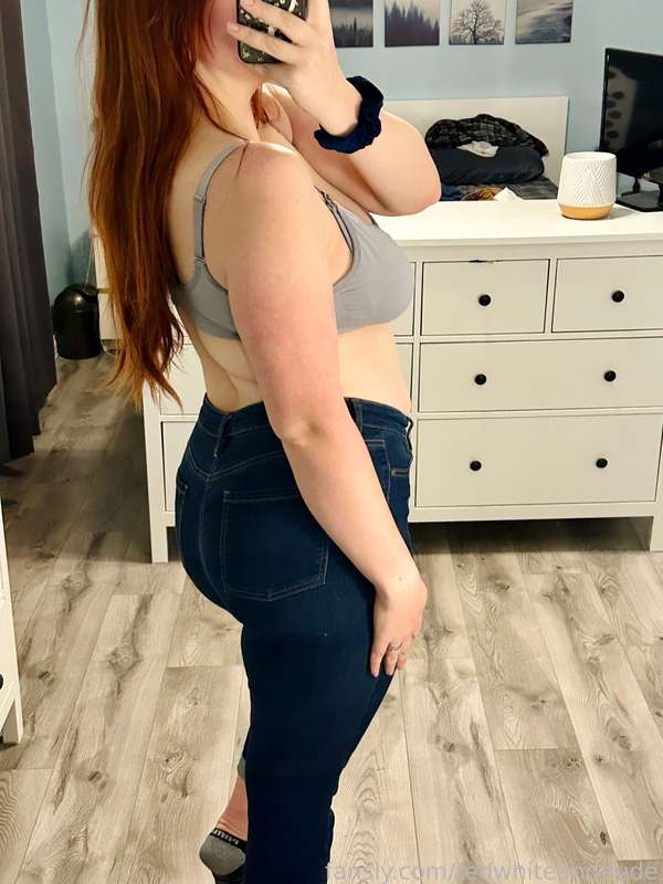 Redwhiteandnude - Fansly - 2025-04-30T06:02:48