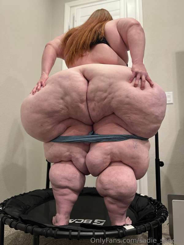 This ass is in a league of it's own... so big, it deserves i..