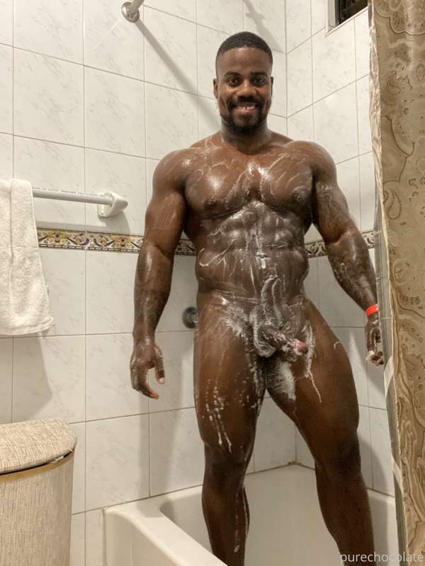 Good morning who wants this chocolate with foam, help me ple.. 1