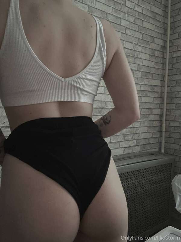 want to taste that juicy ass?