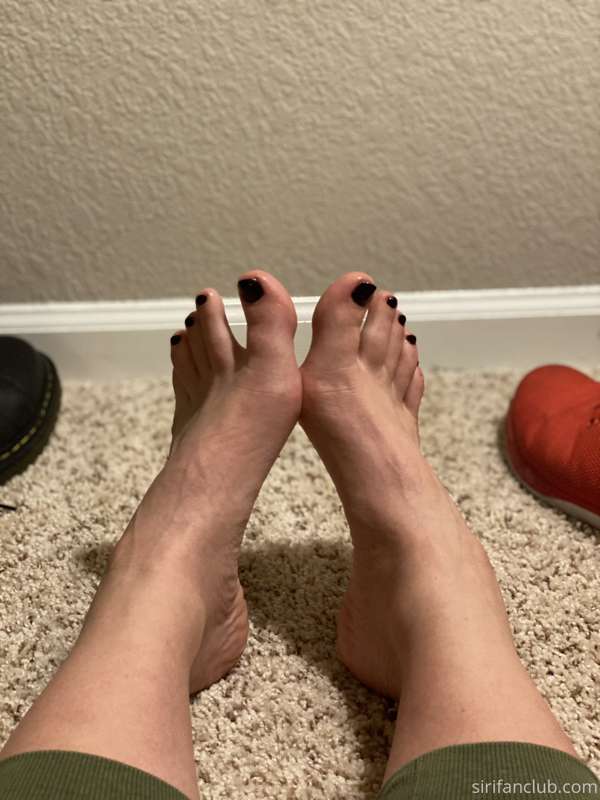 FEET! 🦶🏼Finally, for those of you who have asked 🤗 here’s a .. 1
