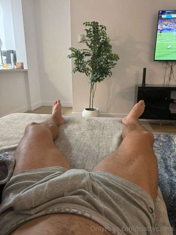 Imagine coming home to this 😏🍆