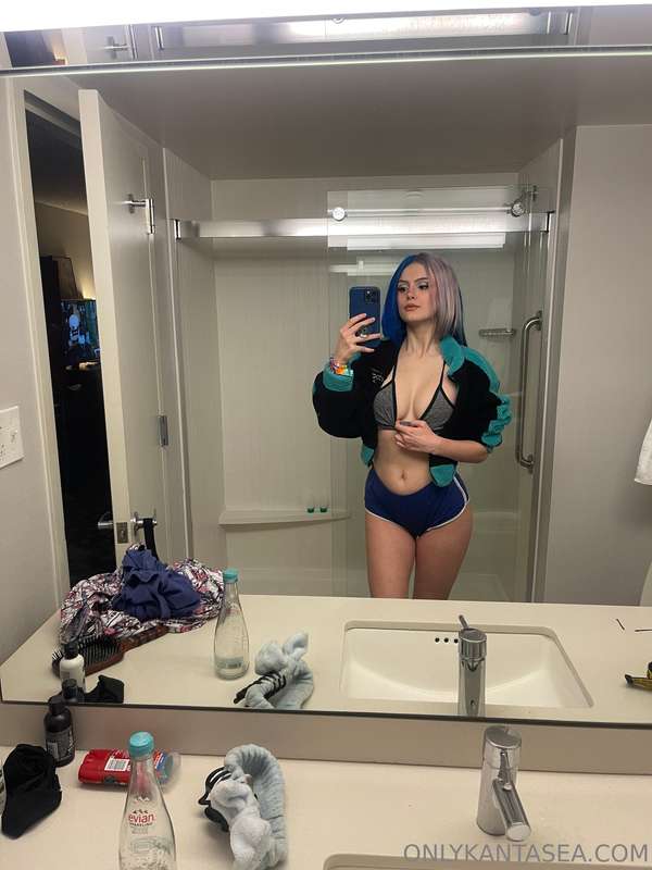 Rise and Shine gamers! I’m coming back to twitch today after..