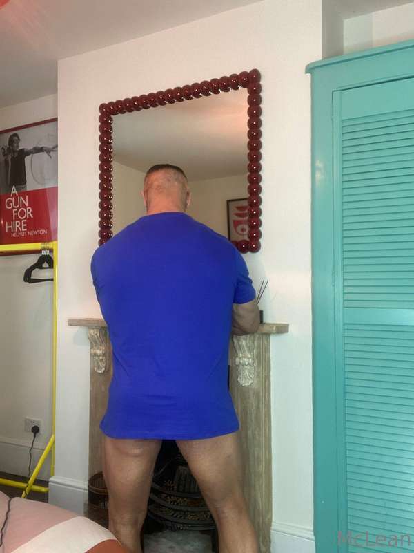 Love the weekend, feeling the blue vibe 🍆😘 1