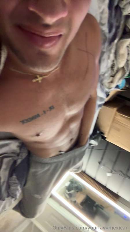 I’m so horny lol 