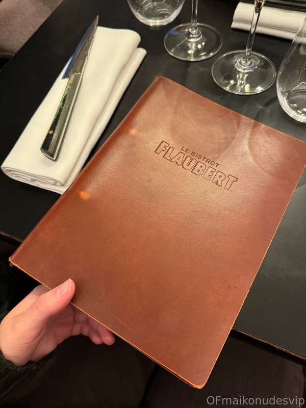 a few days in paris…. now I'm coming back to you ♥️(I bought.. 7