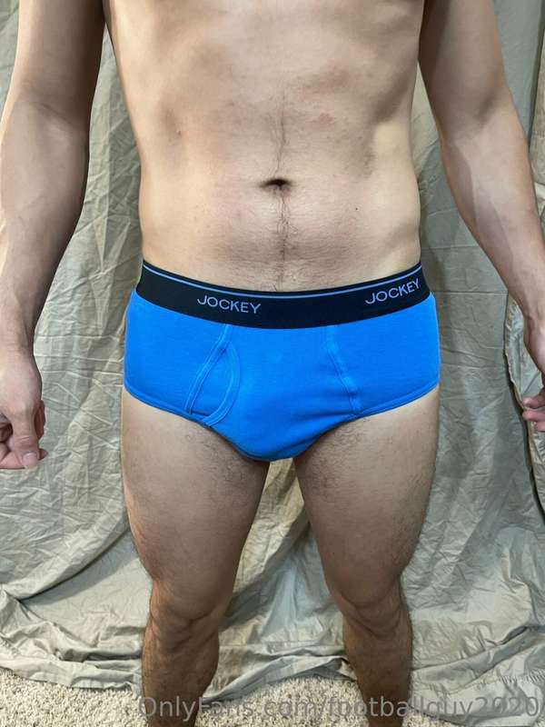 PVT Martinez shows off his goods lol set 5 14