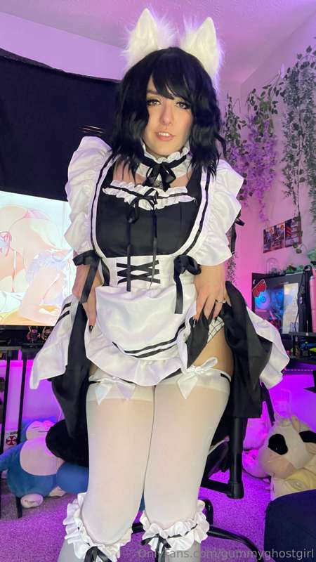 Hi, I’ll be your maid for today! ❤️ what can I do for you, M.. 5