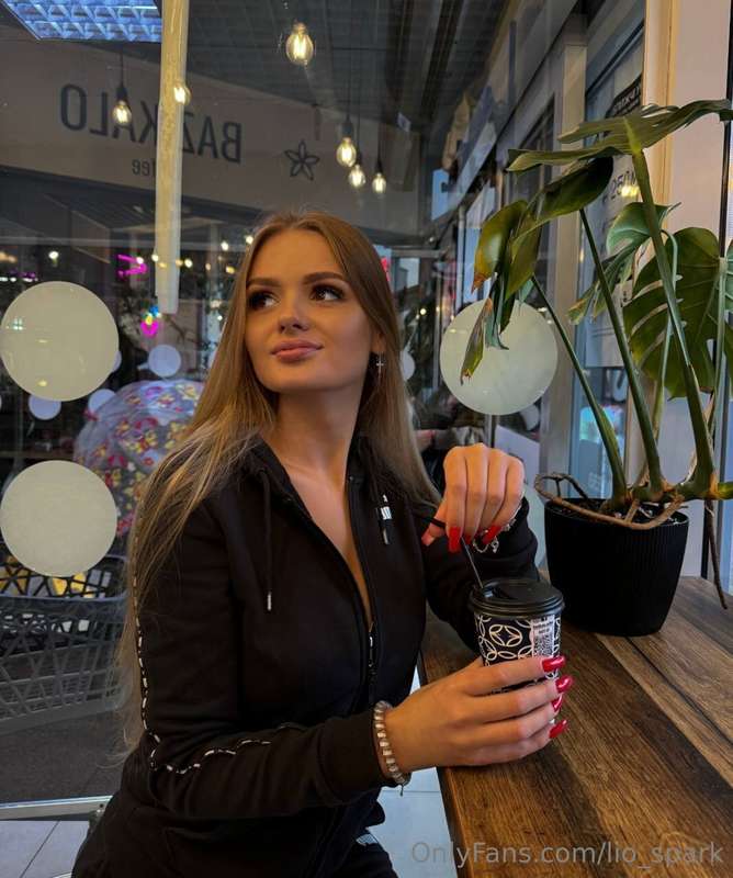 “A little coziness and delicious coffee ☕✨ I'll tell you my ..
