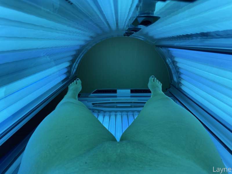 I always get real horny when I tan. 1