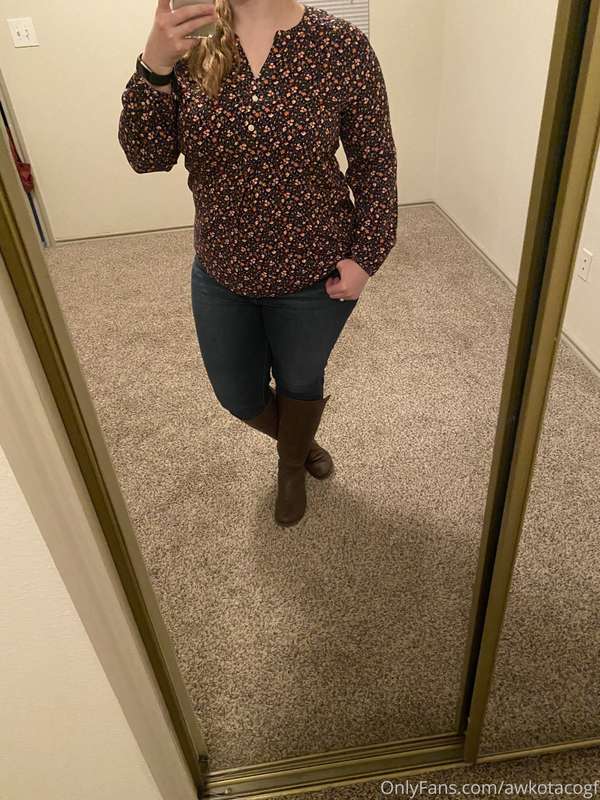 Got the clothes I bought online Black Friday! 🥰 Which one is.. 1