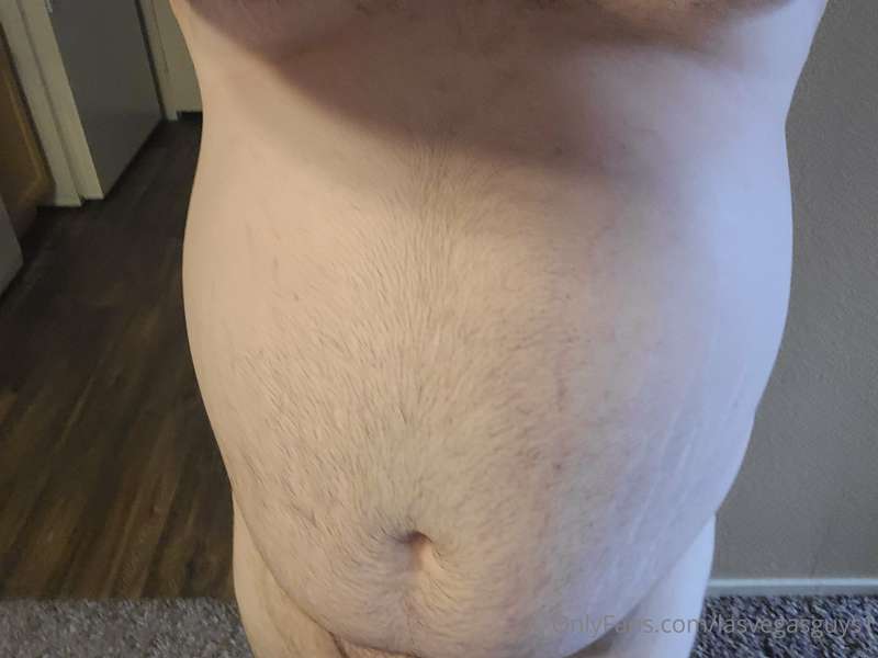 Some pics to show off my size!!! 2