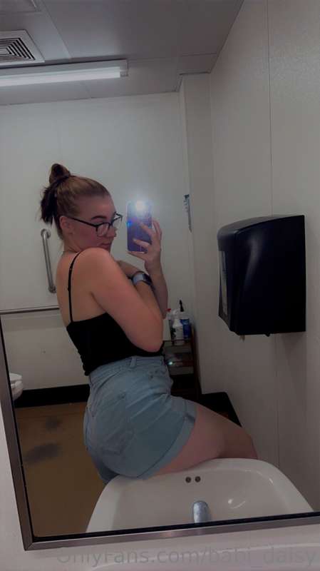 Come get some baby 😏 got a deal going for you