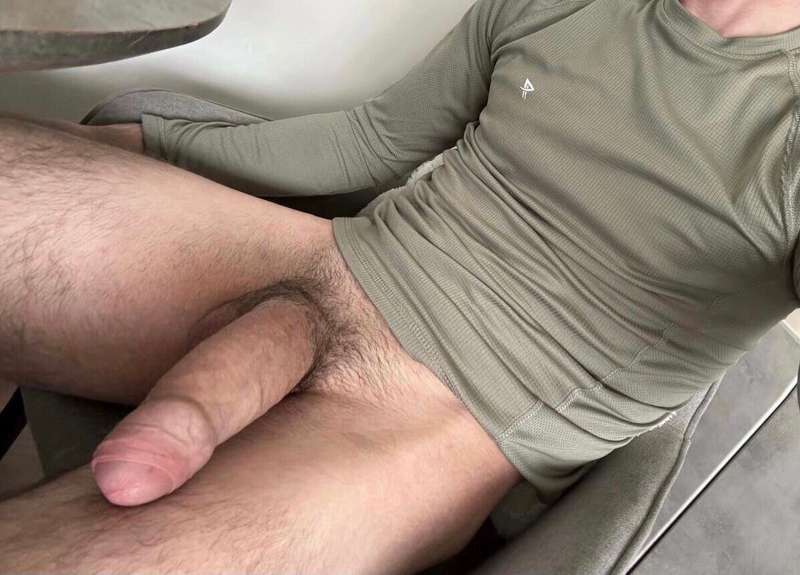 𝗦𝗵𝗼𝘂𝗹𝗱 𝗜 𝗳𝗶𝗹𝗺 𝗮 𝘀𝗰𝗲𝗻𝗲 𝘄𝗶𝘁𝗵 @john_connor❓😈It’s my friend he D.. 3