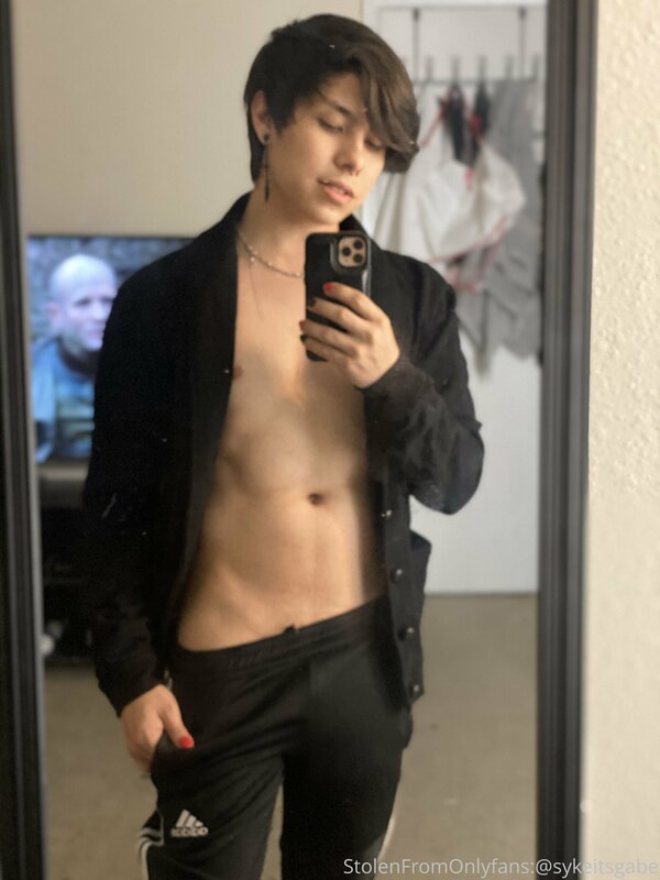 Hey guys! Sorry about the late post :( I fell asleep around ..