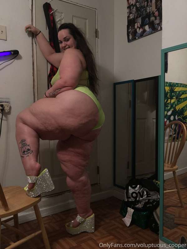 Voluptuous_Cooper - Onlyfans - 28 May, 2020 6