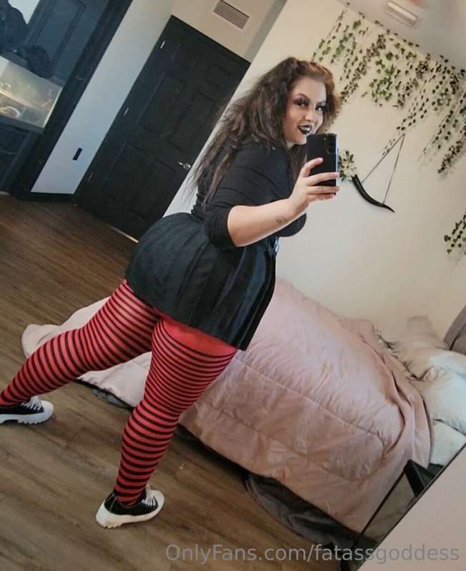 Fatassgoddess - Onlyfans - 18 Oct, 2022 1