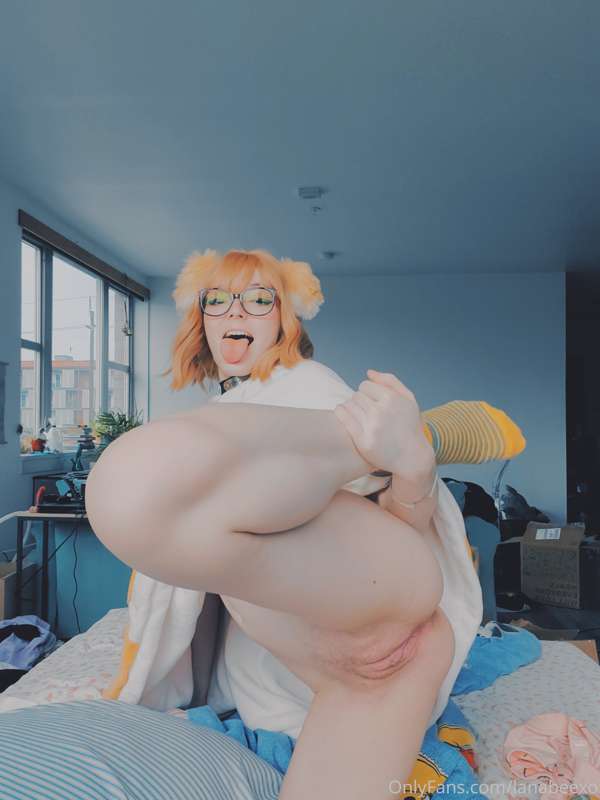 HAIIII im supposed to be packing BUTTTTT i wanted yo be cute 3
