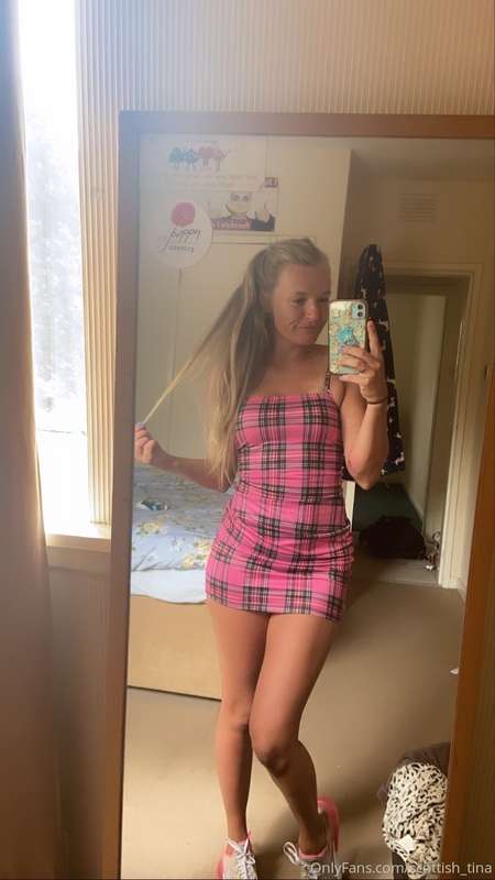 How cute is this little dress 👗?