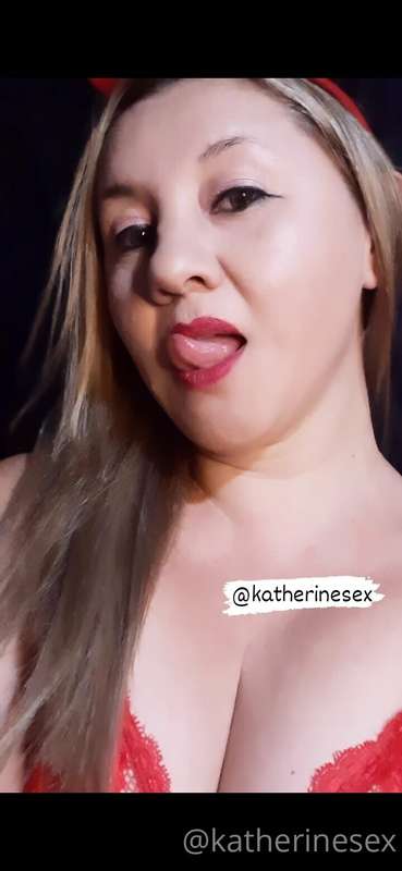 hello darling! do you want to play and have fun love ?? 😋😋😋🤗..
