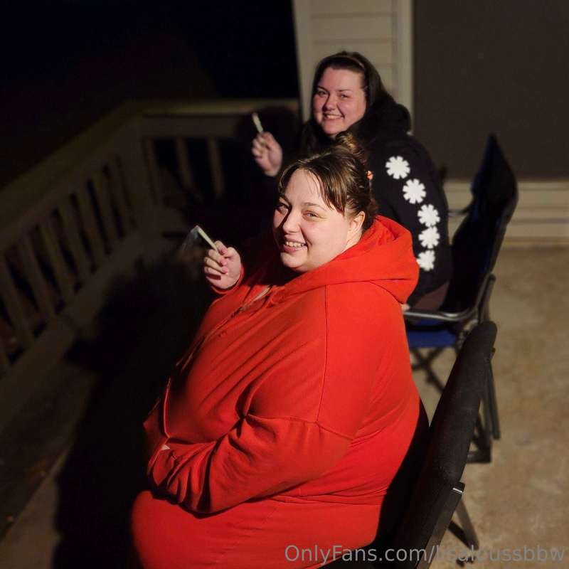 Happy 4/20 from your two favorite super-sized stoners! We sm..