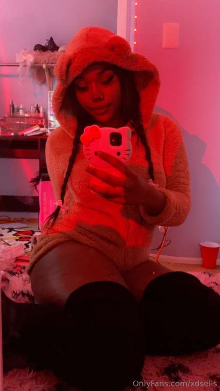 Just sum pics 🧸 4