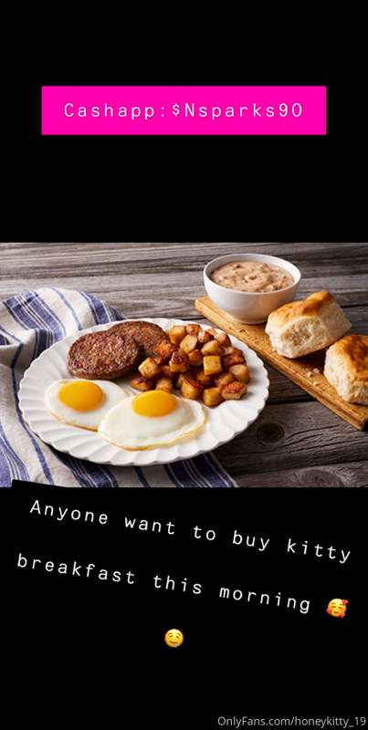 I love biscuits and gravy 🤤🤤🤤