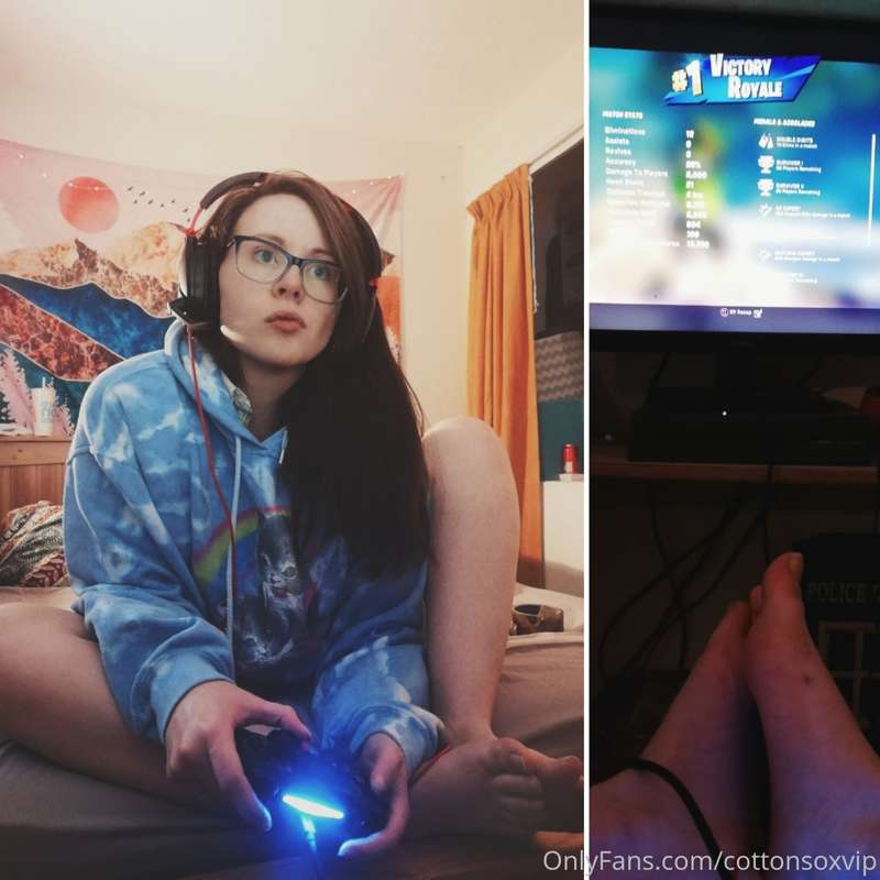 Gaming position. Maybe one day I'll have a proper set up and..