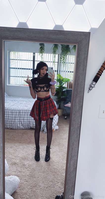 Goth girl set pt. 2 🖤⛓🕷🧸 I’m hoping to have the vid uploaded.. 10