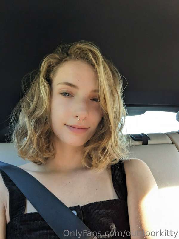 I felt cute yesterday🐇
