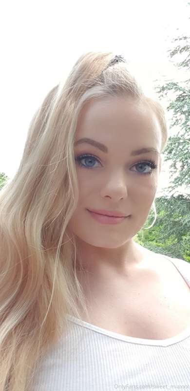 Could you resist me? Want to see my face while sucking and s..