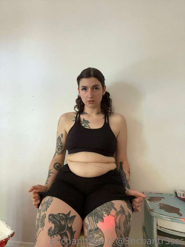 Fuck my thighs are blowing up 4
