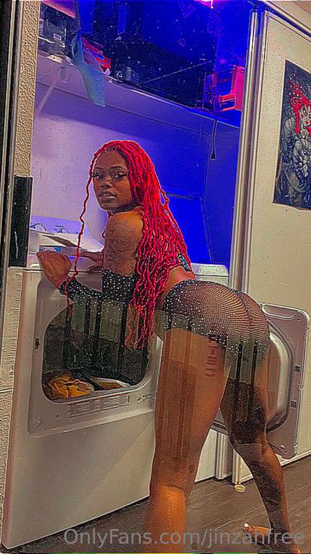 Jinzahfree - Onlyfans - 22 Dec, 2022