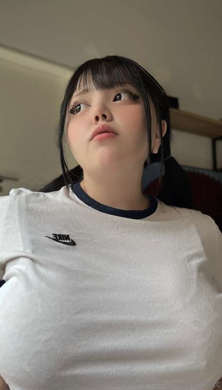Heyyy, do u want help me do gymnastics? 🤸 ❤️ 3