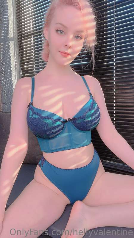 Pink&blue is my favorite combination, and what about you?  I..