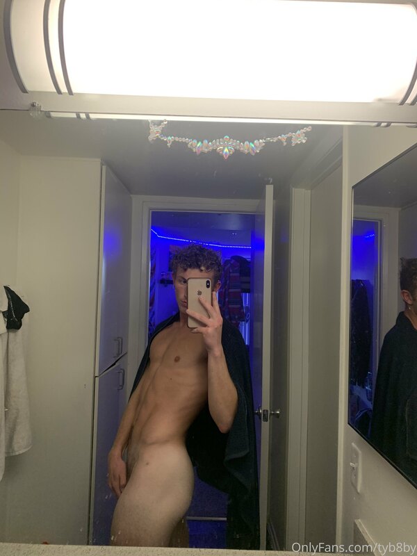 keep an eye on ur dms ?