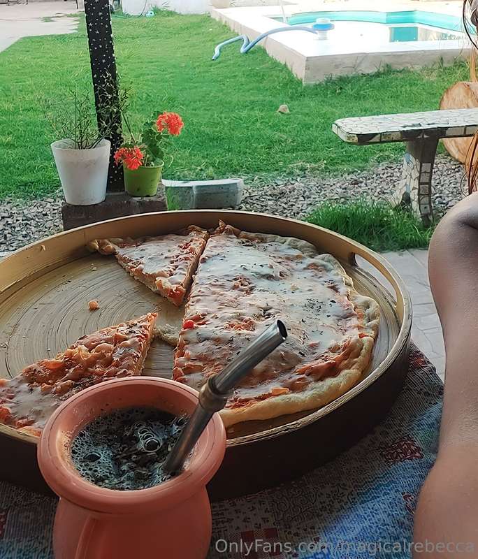 Don't let anyone tell you what time and what you can eat! ma..