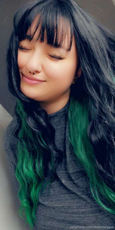 Hiiii. Thought I would do an introduction post for everyone...