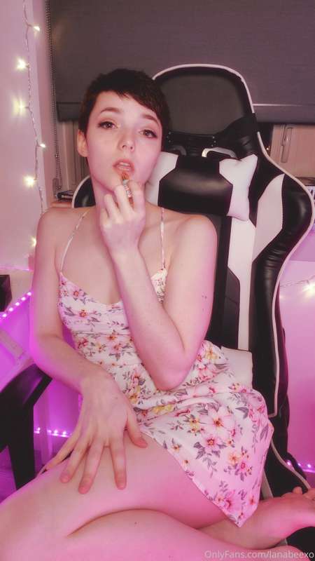 been feeling a vintage vibe recently 🌸 2